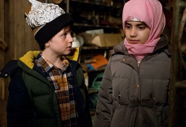 Кадры из сериала Засланец из космоса 1 сезон