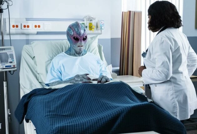 Кадры из сериала Засланец из космоса 2 сезон