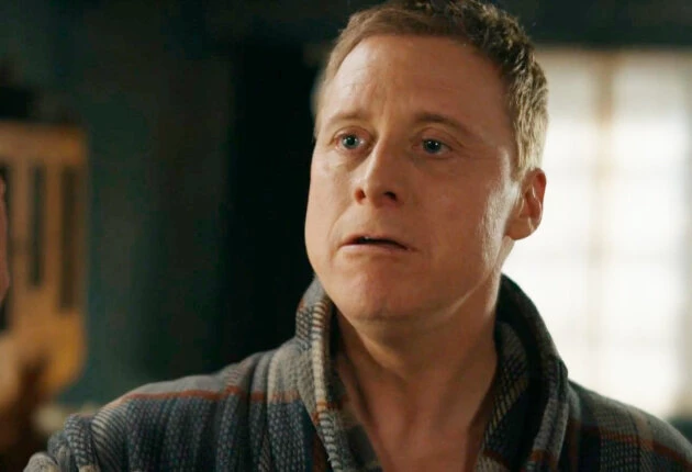 Кадры из сериала Засланец из космоса 3 сезон